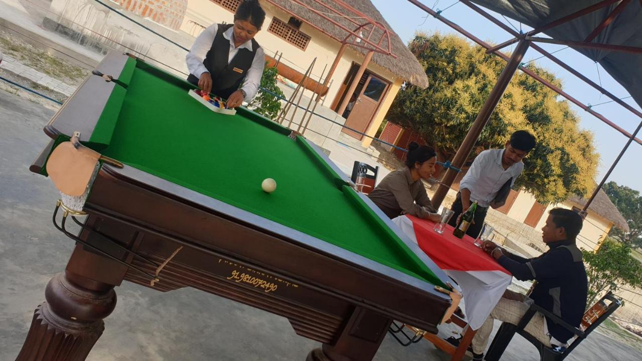 Elephant Garden Hotel And Resort Pvt Ltd Kanchanpur 外观 照片